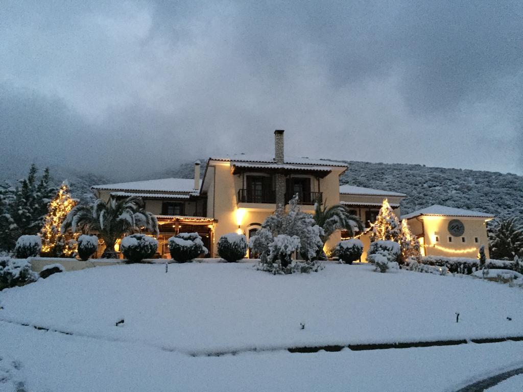 Rocabella Hellinikon Country Hotel Bagian luar foto