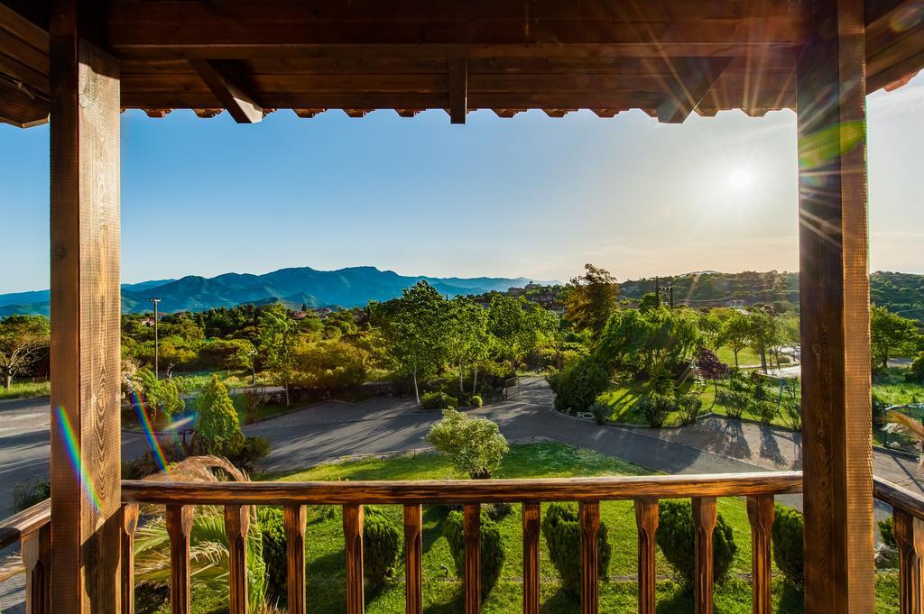 Rocabella Hellinikon Country Hotel Bagian luar foto
