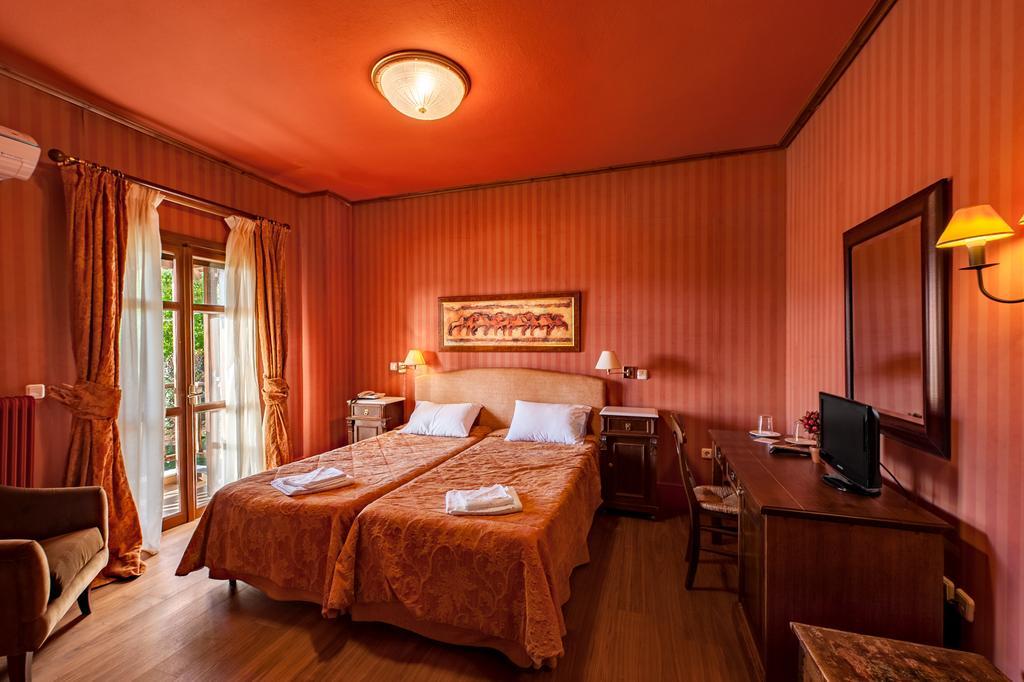 Rocabella Hellinikon Country Hotel Bagian luar foto